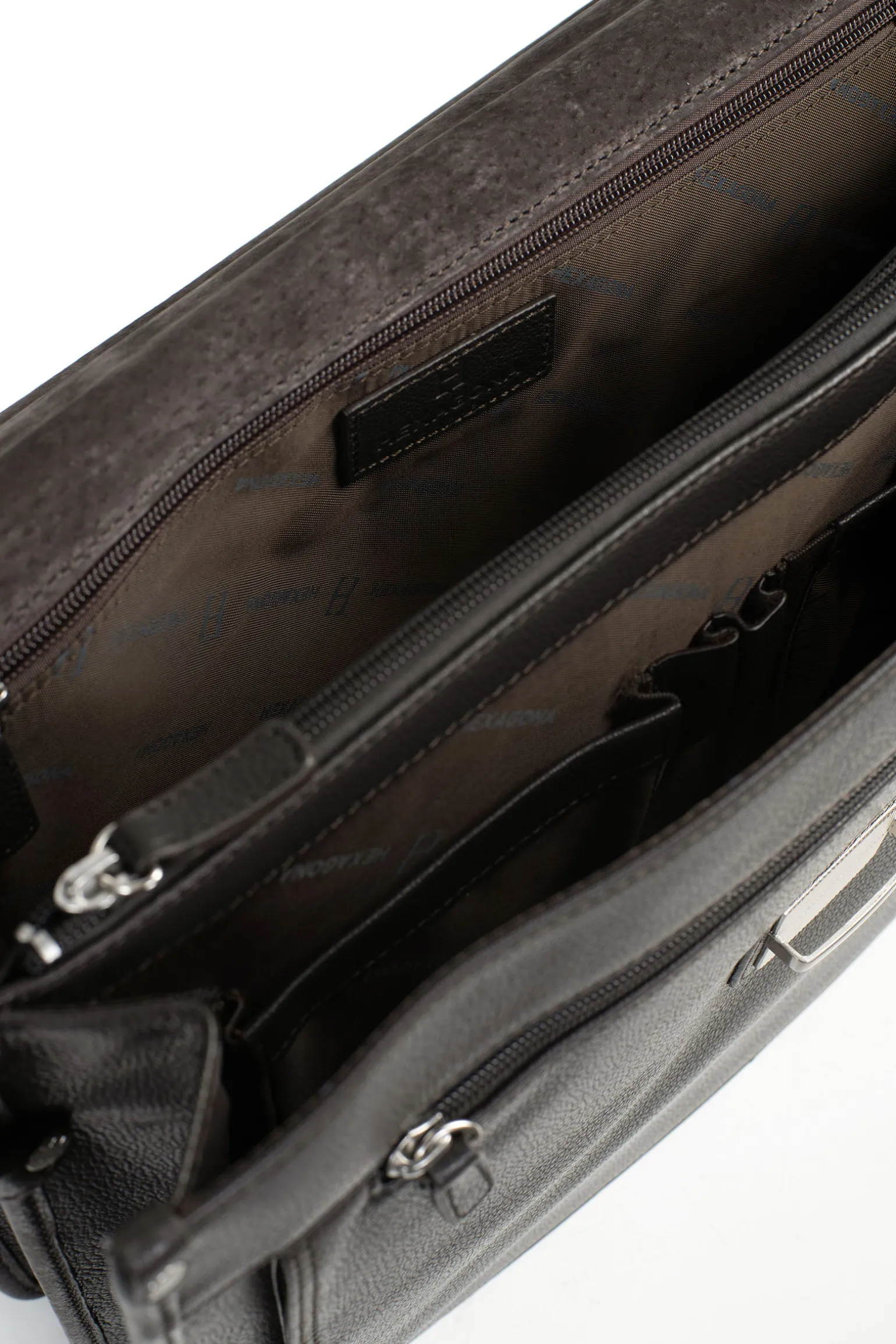 Cartable - A4 - Cuir